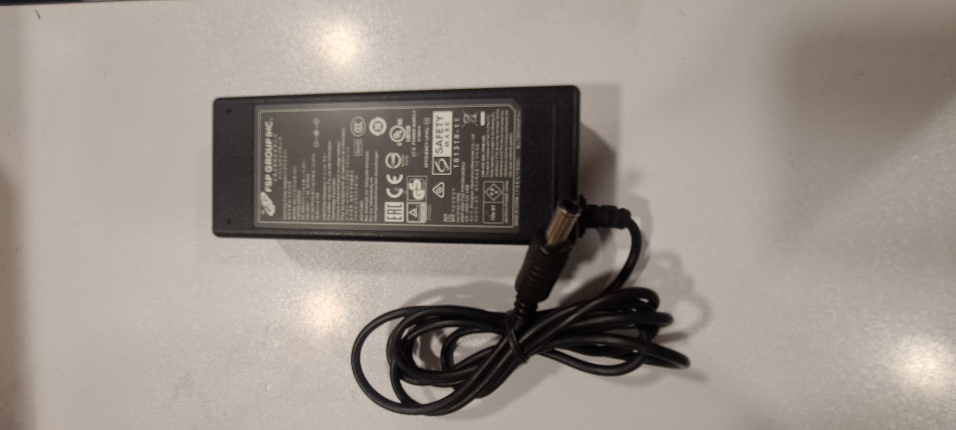 اداپتور19ولت 4.7 امپر LG